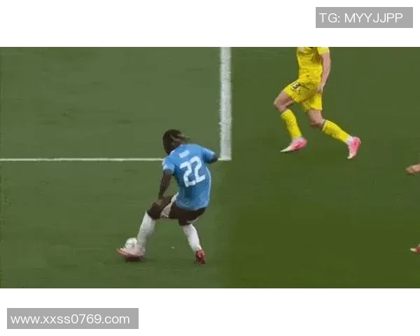 “RAWPOTS”的呐喊：罗马尼亚球员的意外“拼写门”，折射出怎样的时代情绪？