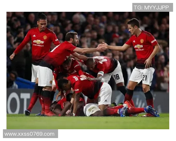 战术迷雾下的红魔：曼联攻防脱节，狼队逼平背后的尴尬